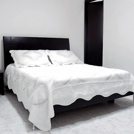 Hotel Madeira Manizales Ngoại thất bức ảnh